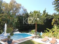 Villa for rent in La Cerquilla, Nueva Andalucia