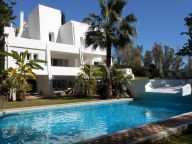 Villa for rent in La Cerquilla, Nueva Andalucia