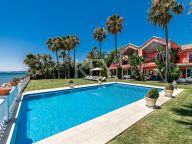 Villa en venta en Guadalmina Baja, San Pedro de Alcantara