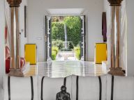 Villa en venta en Benamara, Estepona