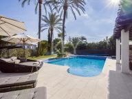 Villa en alquiler en Los Naranjos Golf, Nueva Andalucia