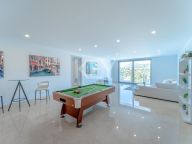 Villa en venta en Los Arqueros, Benahavis