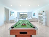 Villa en venta en Los Arqueros, Benahavis