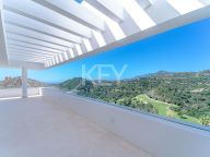 Villa en venta en Los Arqueros, Benahavis