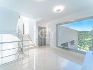 Villa en venta en Los Arqueros, Benahavis