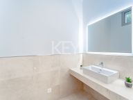 Villa en venta en Los Arqueros, Benahavis