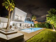 Villa for rent in El Paraiso, Estepona