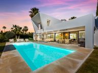 Villa for rent in El Paraiso, Estepona