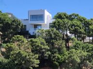 Villa for sale in Monte Mayor, Benahavis