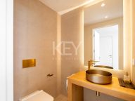 Villa for sale in El Paraiso, Estepona