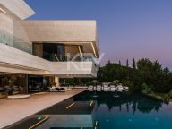 Villa for rent in Cascada de Camojan, Marbella Golden Mile