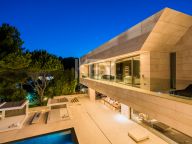 Villa for rent in Cascada de Camojan, Marbella Golden Mile