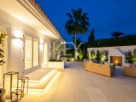 Villa for rent in Nueva Andalucia