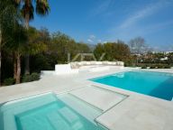 Villa for rent in Nueva Andalucia