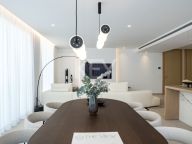 Penthouse for sale in Benahavis
