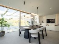 Penthouse for sale in Benahavis