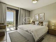 Villa for sale in La Alqueria, Benahavis