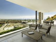 Villa for sale in La Alqueria, Benahavis