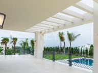 Villa for sale in Los Flamingos, Benahavis