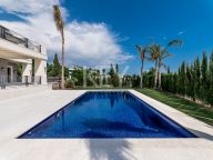 Villa for sale in Los Flamingos, Benahavis