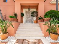 Villa for rent in Altos de Puente Romano, Marbella Golden Mile