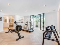 Villa for sale in Sierra Blanca, Marbella Golden Mile