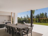 Villa en venta en Nueva Andalucia