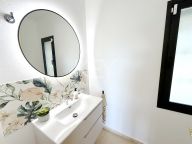 Villa for sale in Marbella East