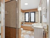 Villa for sale in Marbella East