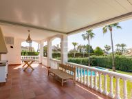 Villa for sale in Marbella East