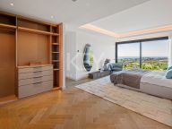 Villa for sale in Marbella East