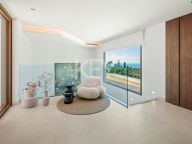 Villa for sale in Marbella East