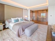 Villa for sale in Marbella East