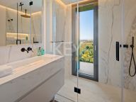 Villa for sale in Marbella East
