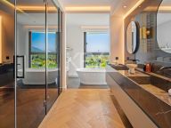 Villa for sale in Marbella East