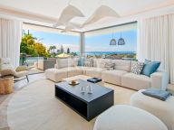 Villa for sale in Marbella East