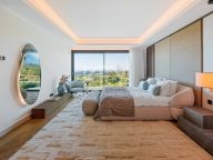 Villa for sale in Marbella East
