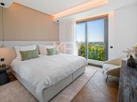 Villa for sale in Marbella East