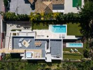 Вилла на продажу в La Cerquilla, Новая Андалусия