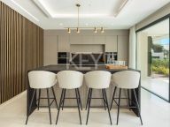 Вилла на продажу в La Cerquilla, Новая Андалусия