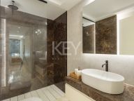 Вилла на продажу в La Cerquilla, Новая Андалусия