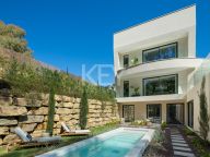 Вилла на продажу в La Cerquilla, Новая Андалусия