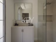 Вилла на продажу в Los Arqueros, Бенахавис