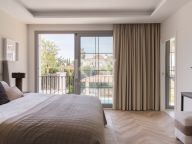 Вилла на продажу в Los Arqueros, Бенахавис