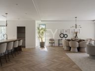 Вилла на продажу в Los Arqueros, Бенахавис