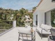 Вилла на продажу в Los Arqueros, Бенахавис