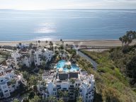 Apartamento en venta en Bahía del Velerín, Estepona