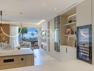 Apartamento en venta en Bahía del Velerín, Estepona