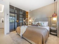 Apartamento en venta en Bahía del Velerín, Estepona