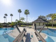 Apartamento en venta en Bahía del Velerín, Estepona